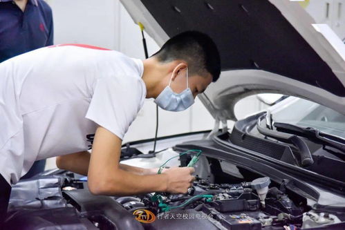 广州市交通技师学院承办第一届全国职业技能大赛轨道车辆技术 汽车维修项目广州市选拔赛